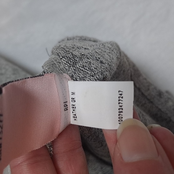 Juicy Couture Heather Grey Pullover Hooded Poncho Sweather Sparkle Accents - Picture 9 of 10